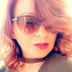 Meet your Posher, Veronica